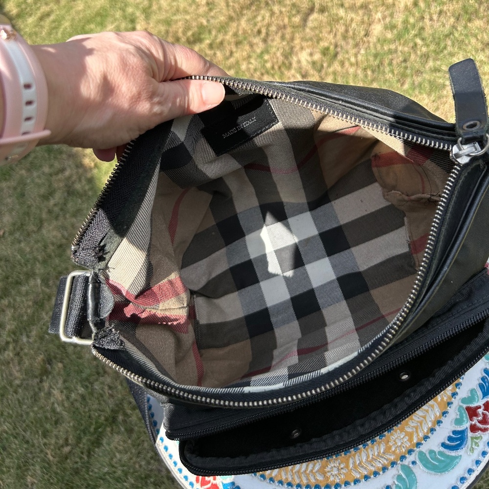 BURBERRY Unisex Black Nylon Crossbody Messenger Bag w Novacheck Plaid VTG